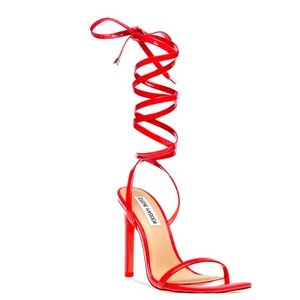 Steve Madden patent leather strap pu heels size 9